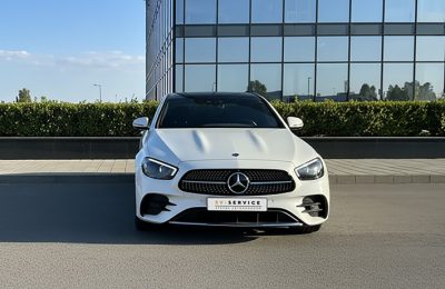 Mercedes-Benz E-Class белый
